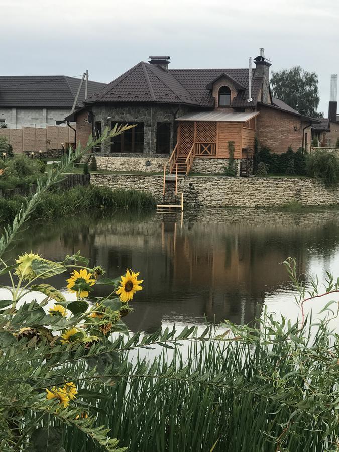Готельно-Ресторанний Комплекс Прованс Парк Počaïv Esterno foto