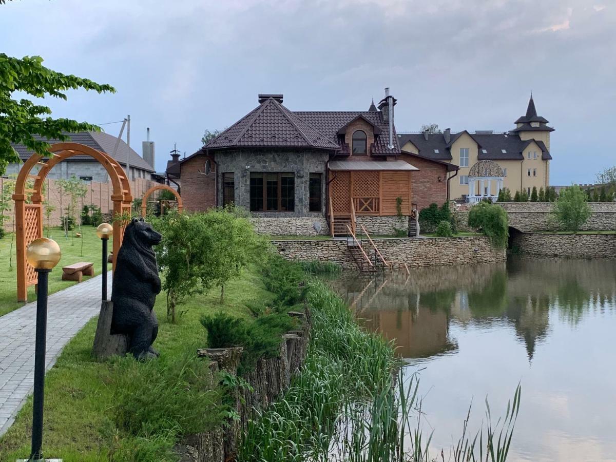 Готельно-Ресторанний Комплекс Прованс Парк Počaïv Esterno foto